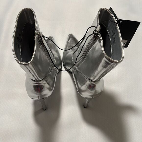 Silver Boots Womens 6 Zip Heels - Picture 3 of 4